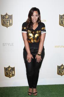 Dascha Polanco feet photo thumbnail