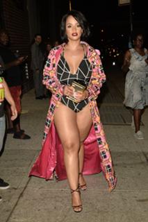 Dascha Polanco feet photo thumbnail