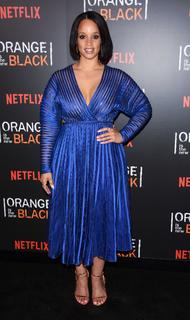Dascha Polanco feet photo thumbnail