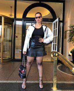 Dascha Polanco feet photo thumbnail