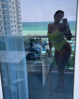 Dascha Polanco feet photo thumbnail