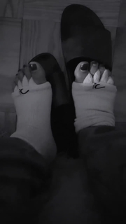 Dascha Polanco feet photo thumbnail