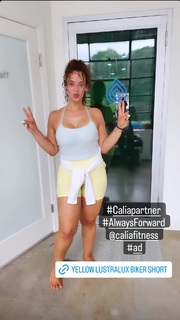 Dascha Polanco feet photo thumbnail