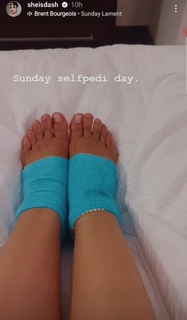 Dascha Polanco feet photo thumbnail