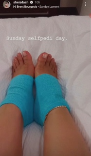 Dascha Polanco feet photo thumbnail