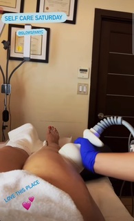 Dascha Polanco feet photo thumbnail