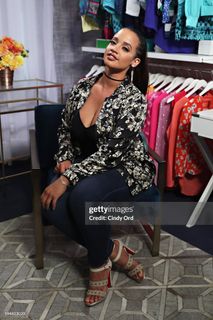 Dascha Polanco feet photo thumbnail