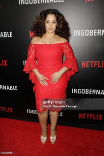 Dascha Polanco feet photo thumbnail
