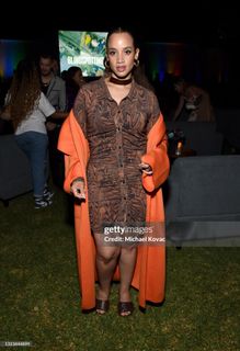 Dascha Polanco feet photo thumbnail