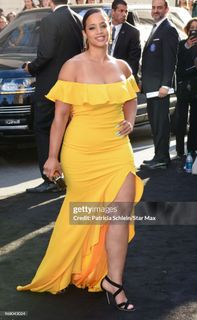 Dascha Polanco feet photo thumbnail