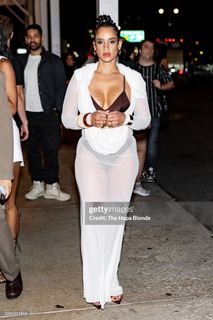 Dascha Polanco feet photo 3