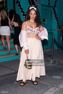 Dascha Polanco feet photo 7