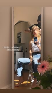 Dasha Nekrasova feet photo thumbnail