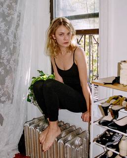 Dasha Nekrasova feet photo thumbnail