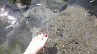 Datev Gallagher feet photo 2