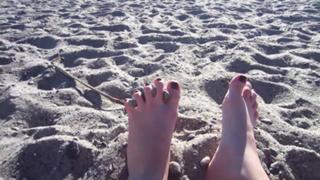 Datev Gallagher feet photo 14