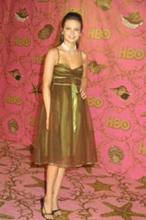 Daveigh Chase feet photo thumbnail