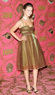 Daveigh Chase feet photo thumbnail