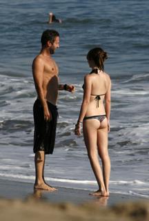 Daveigh Chase feet photo thumbnail