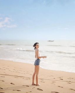 Davika Hoorne feet photo 7