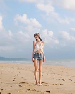 Davika Hoorne feet photo 6