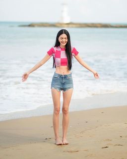Davika Hoorne feet photo 7