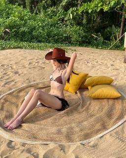 Davika Hoorne feet photo 20