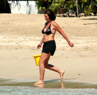 Davina McCall feet photo thumbnail