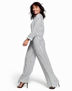 Davina McCall feet photo thumbnail