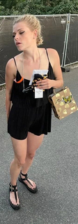 Davina Michelle feet photo 12