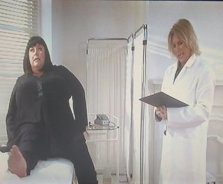 Dawn French feet photo 2