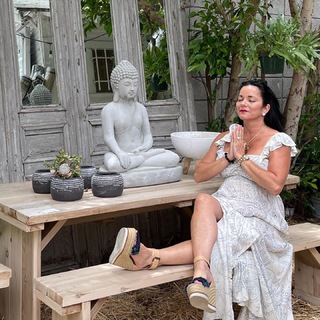 Dawn Marie Deibert feet photo 4