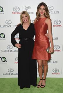 Dawn Olivieri feet photo thumbnail