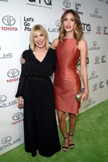 Dawn Olivieri feet photo thumbnail