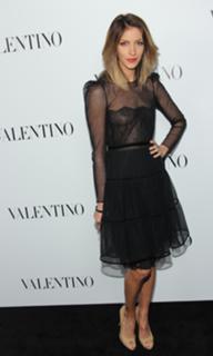 Dawn Olivieri feet photo thumbnail