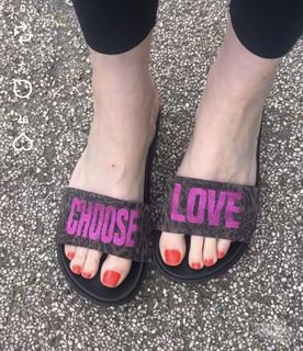 Dawn Porter feet photo 1