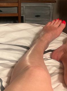 Dawn Porter feet photo 4