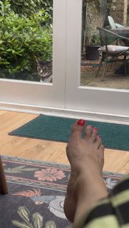 Dawn Porter feet photo 1