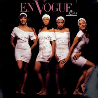 Dawn Robinson feet photo 2