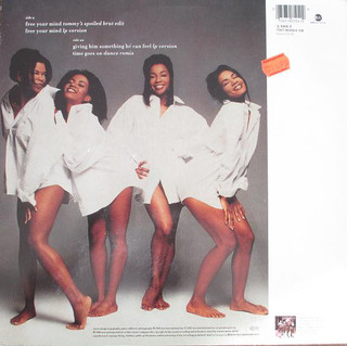 Dawn Robinson feet photo 18