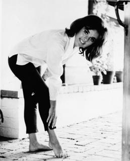 Dawn Wells feet photo thumbnail