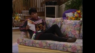 Dawnn Lewis feet photo 3