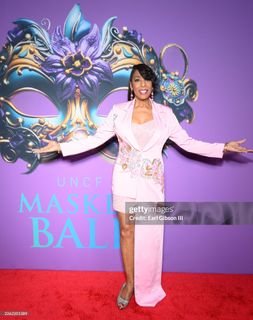Dawnn Lewis feet photo 2