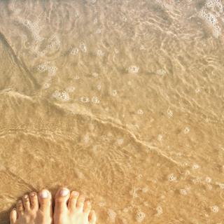 Day Mesquita feet photo 3