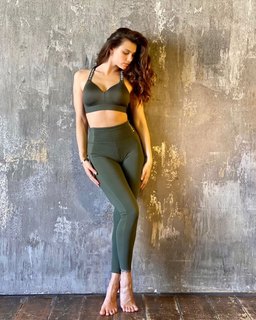 Dayane Mello feet photo 13
