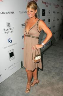 Dayna Devon feet photo 2