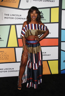 DeWanda Wise feet photo 2