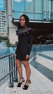 DeWanda Wise feet photo 12