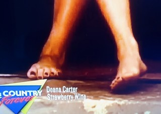 Deana Carter feet photo 2
