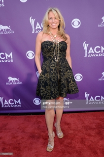 Deana Carter feet photo 12